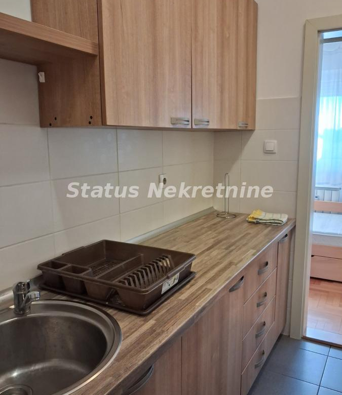 Stan Prodaja Novi Sad  42 m2