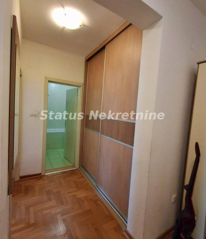 Stan Prodaja Novi Sad  42 m2