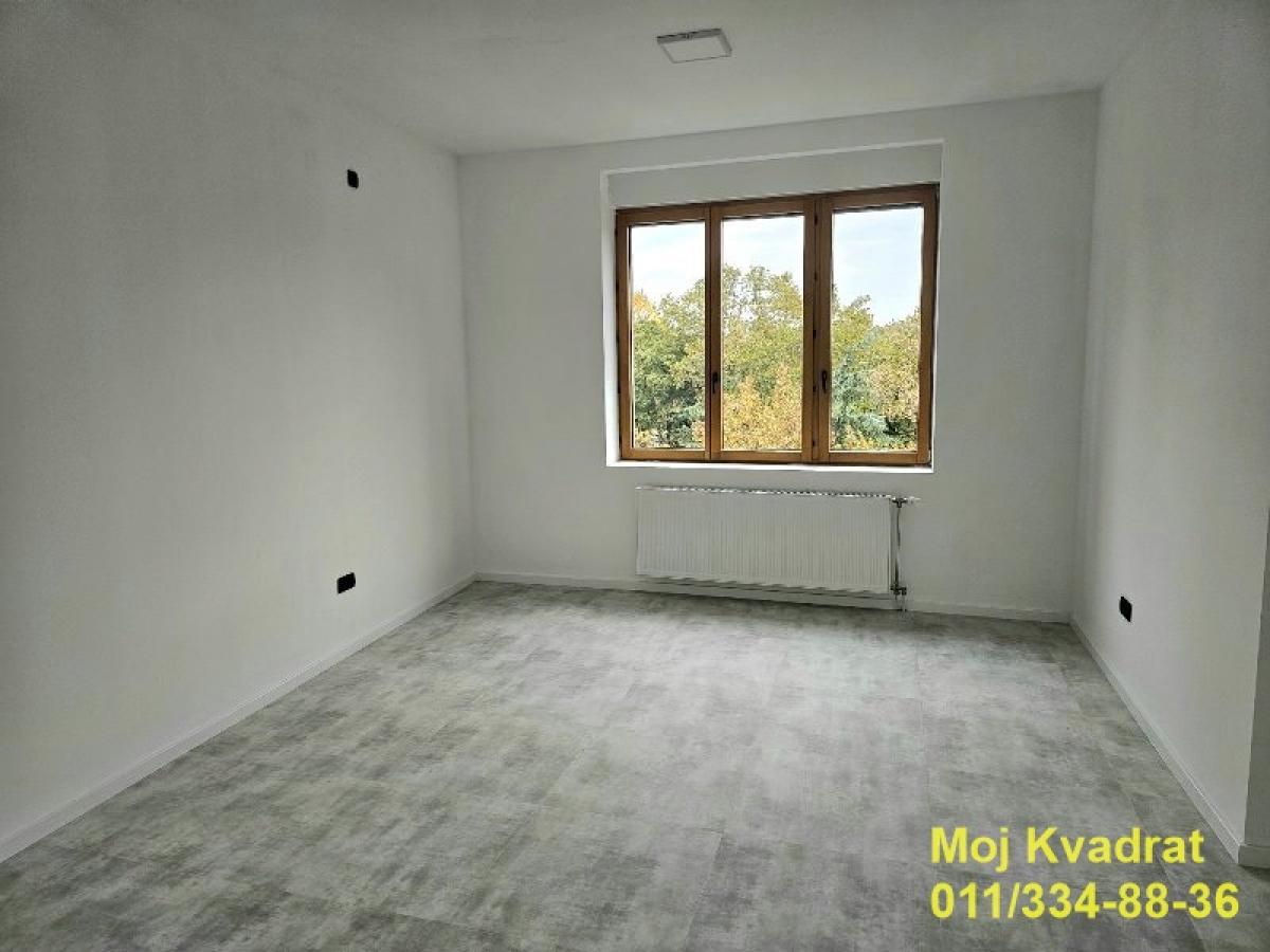 Lokal Prodaja Beograd Pravni Fakultet 120 m2