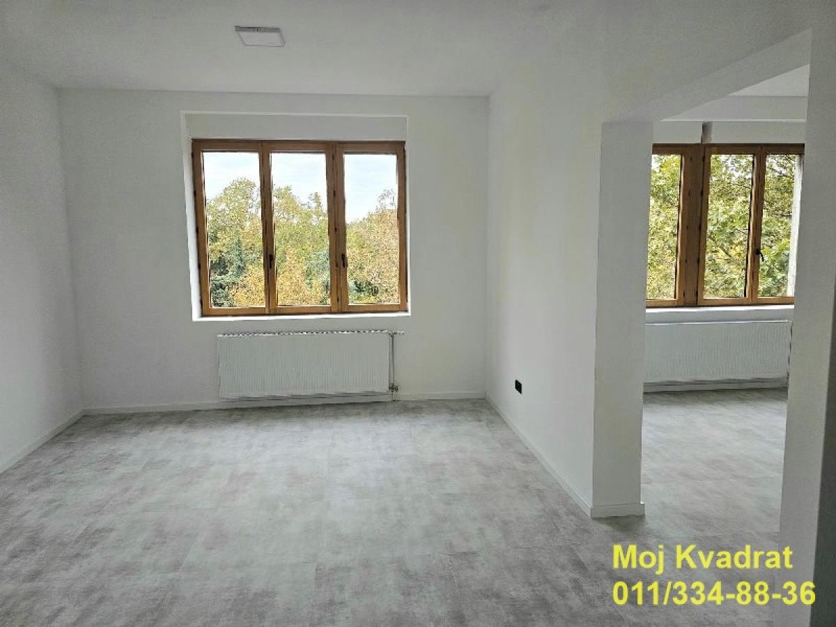 Lokal Prodaja Beograd Pravni Fakultet 120 m2