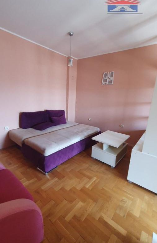 Stan Izdavanje Novi Sad  30 m2