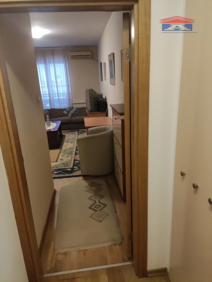 Stan Izdavanje Novi Sad Stan Izdavanje Novi Sad 27 m2