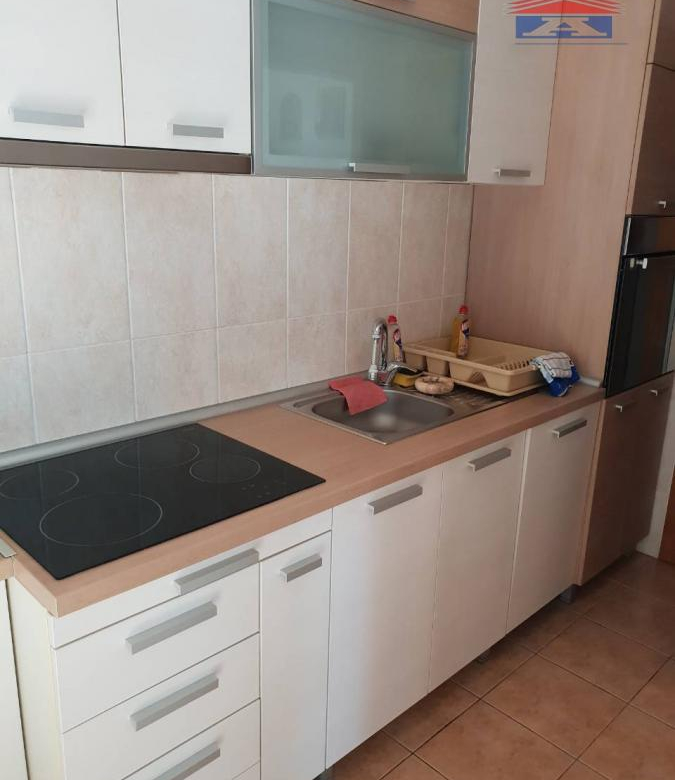 Stan Izdavanje Novi Sad  68 m2