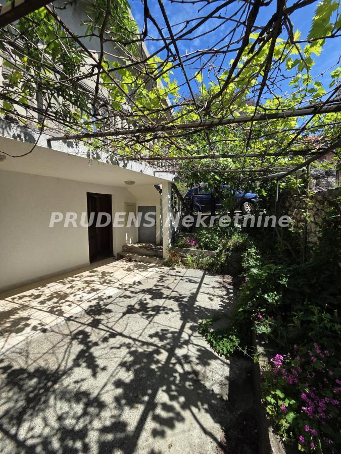 Kuća Prodaja Bar  80 m2