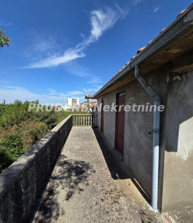Kuća Prodaja Bar  80 m2