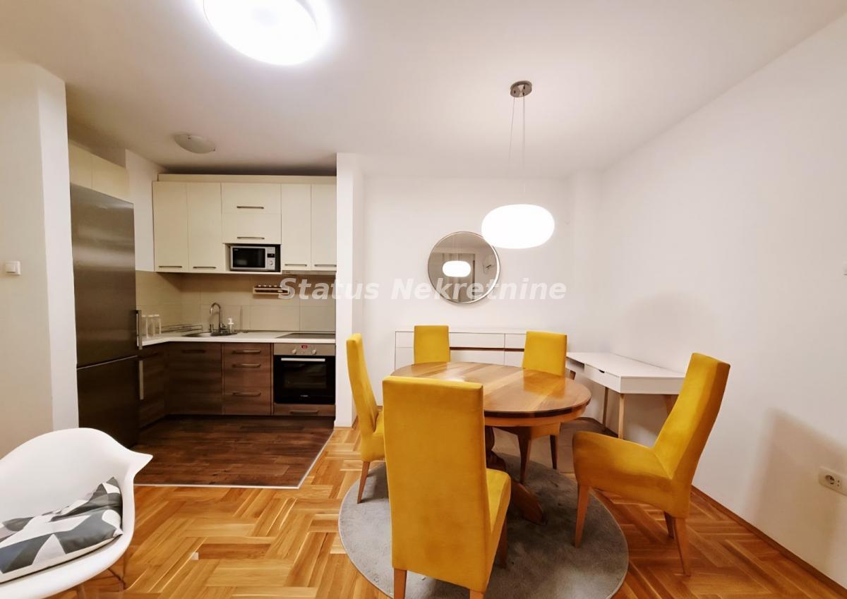 Stan Prodaja Novi Sad  63 m2