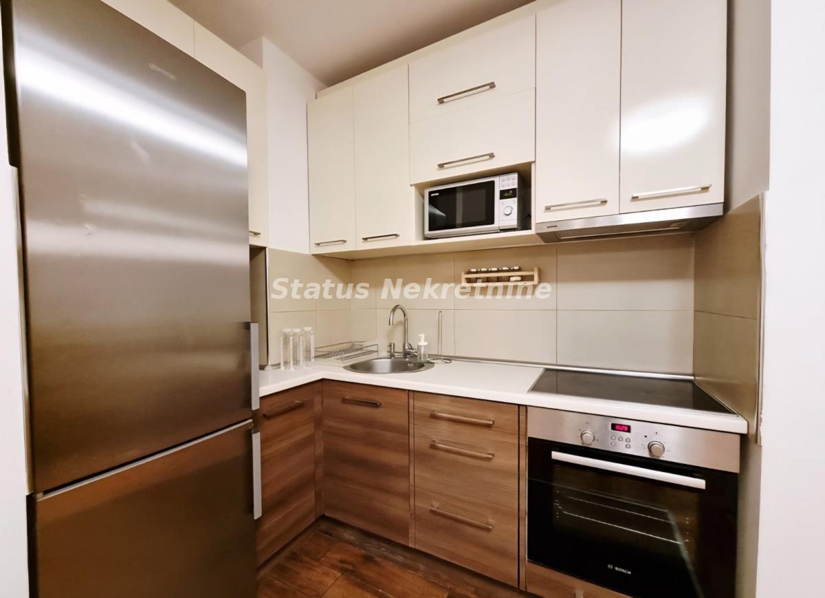 Stan Prodaja Novi Sad  63 m2