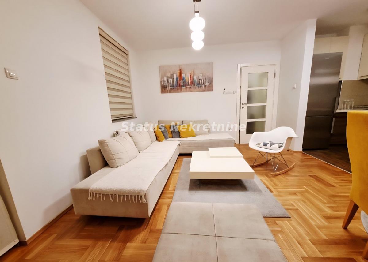 Stan Prodaja Novi Sad  63 m2