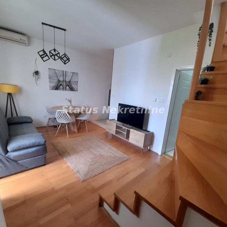 Stan Prodaja Novi Sad  42 m2