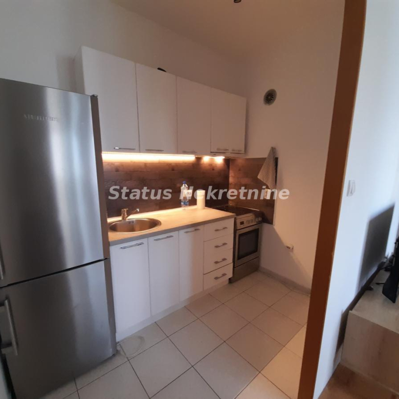 Stan Prodaja Novi Sad  42 m2