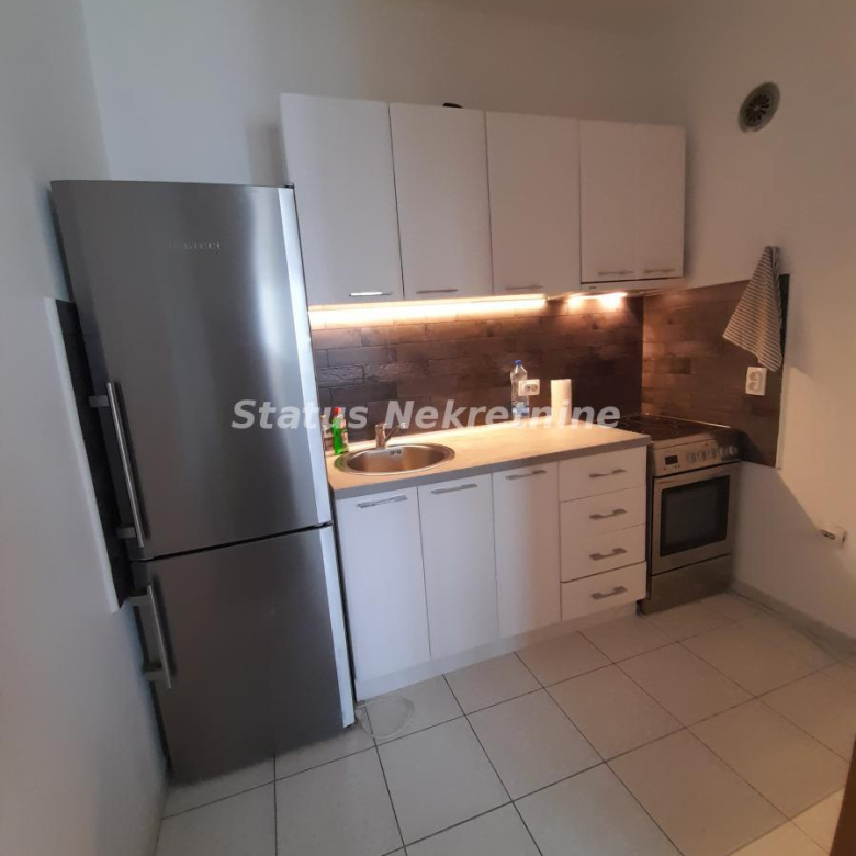 Stan Prodaja Novi Sad  42 m2
