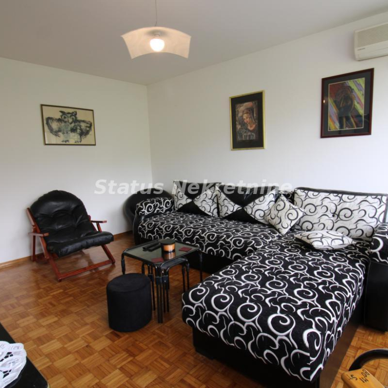 Stan Prodaja Novi Sad  60 m2