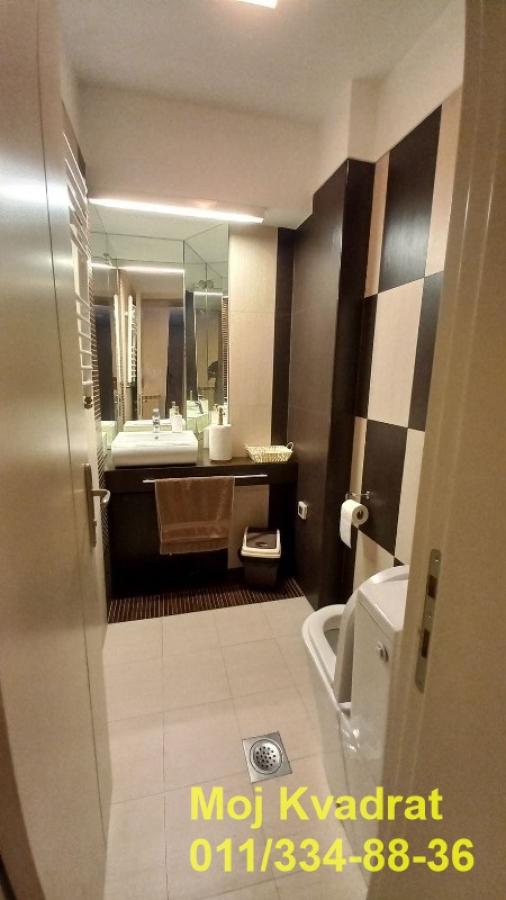 Lokal Prodaja Beograd Lokal Prodaja Beograd Hram Svetog Save 41 m2