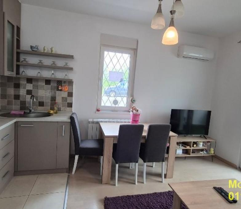 Stan Prodaja Beograd Mirijevo 64 m2