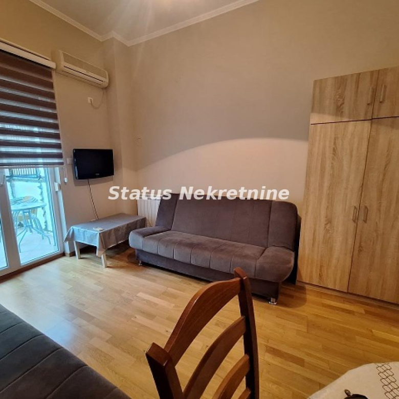 Stan Izdavanje Novi Sad  34 m2