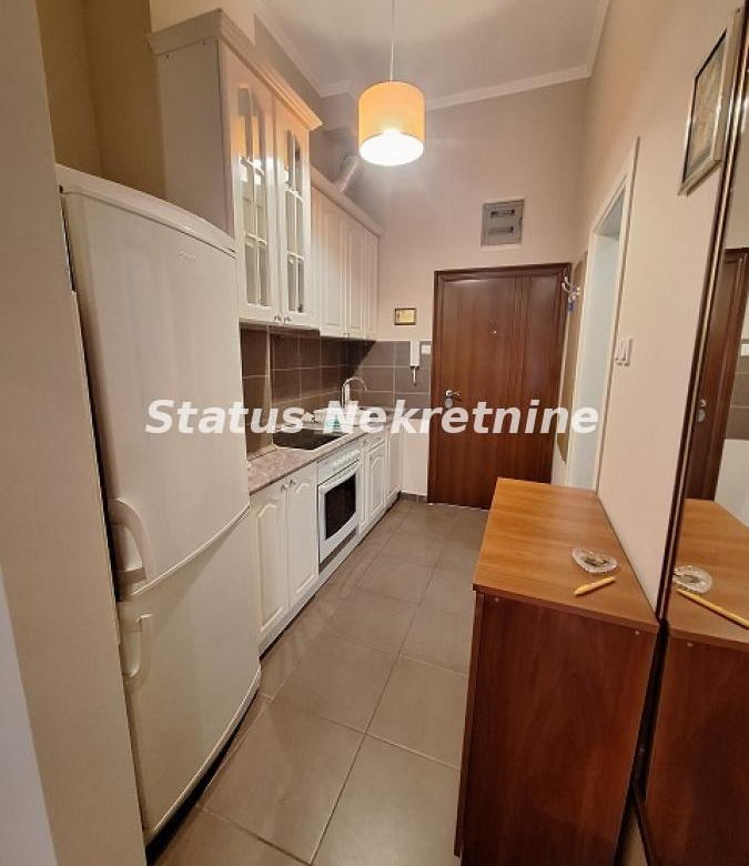 Stan Izdavanje Novi Sad  34 m2