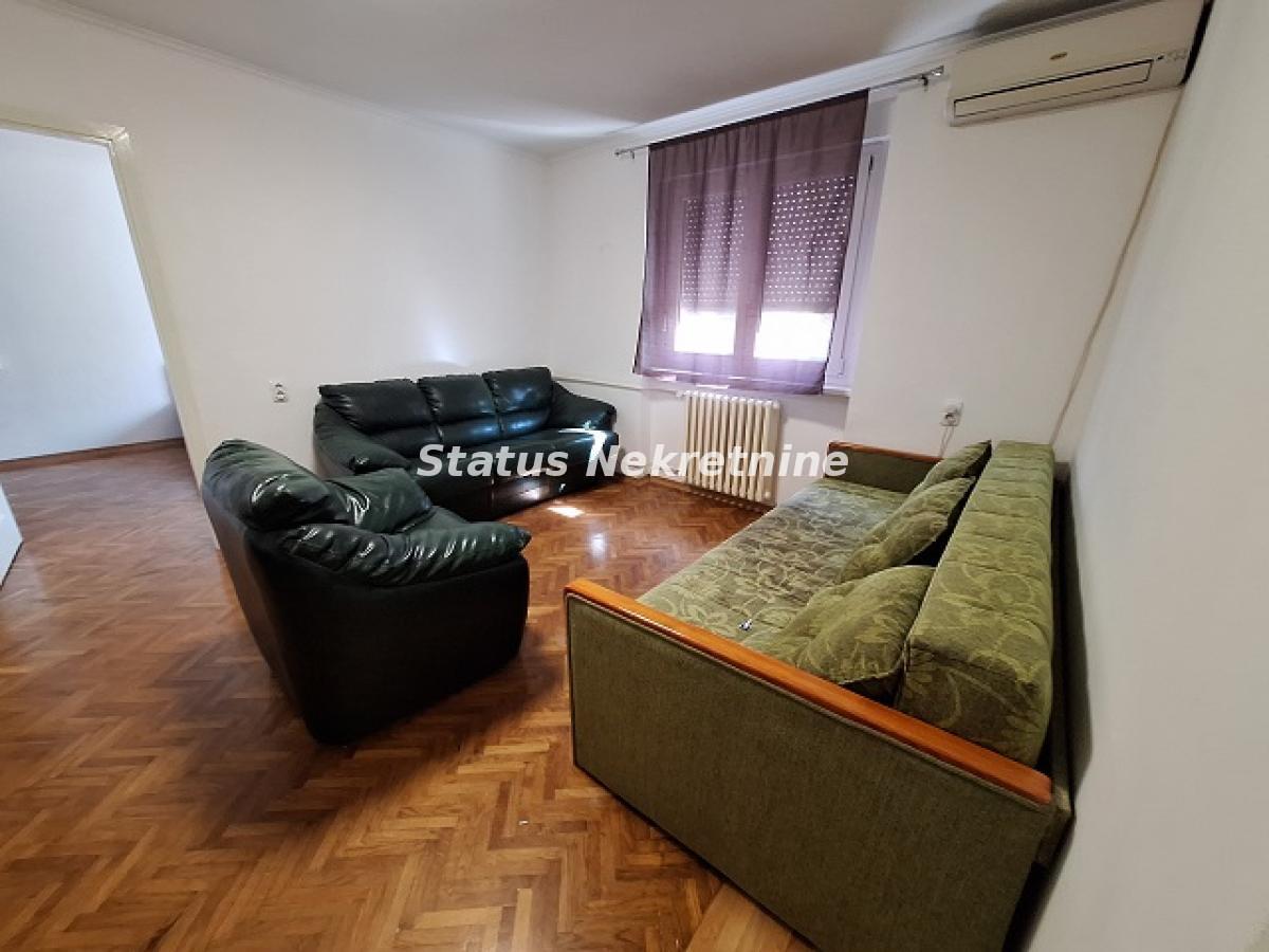 Stan Izdavanje Novi Sad  48 m2