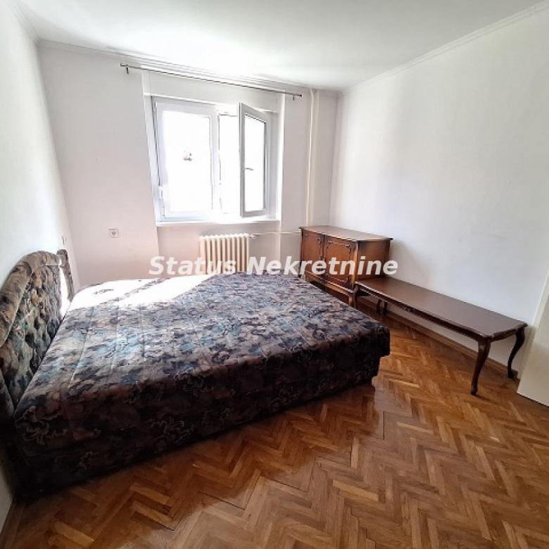 Stan Izdavanje Novi Sad  48 m2