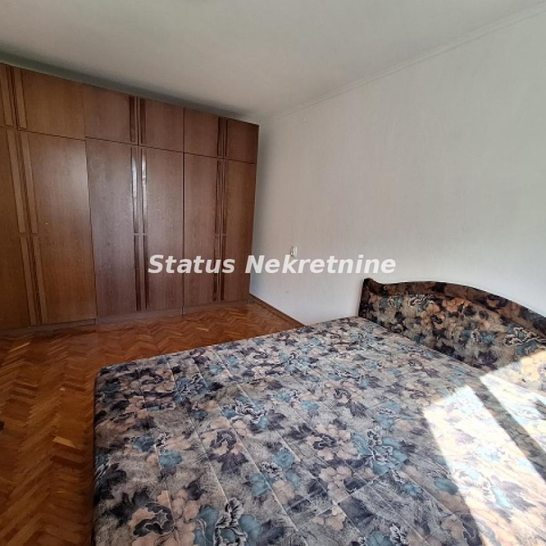 Stan Izdavanje Novi Sad  48 m2