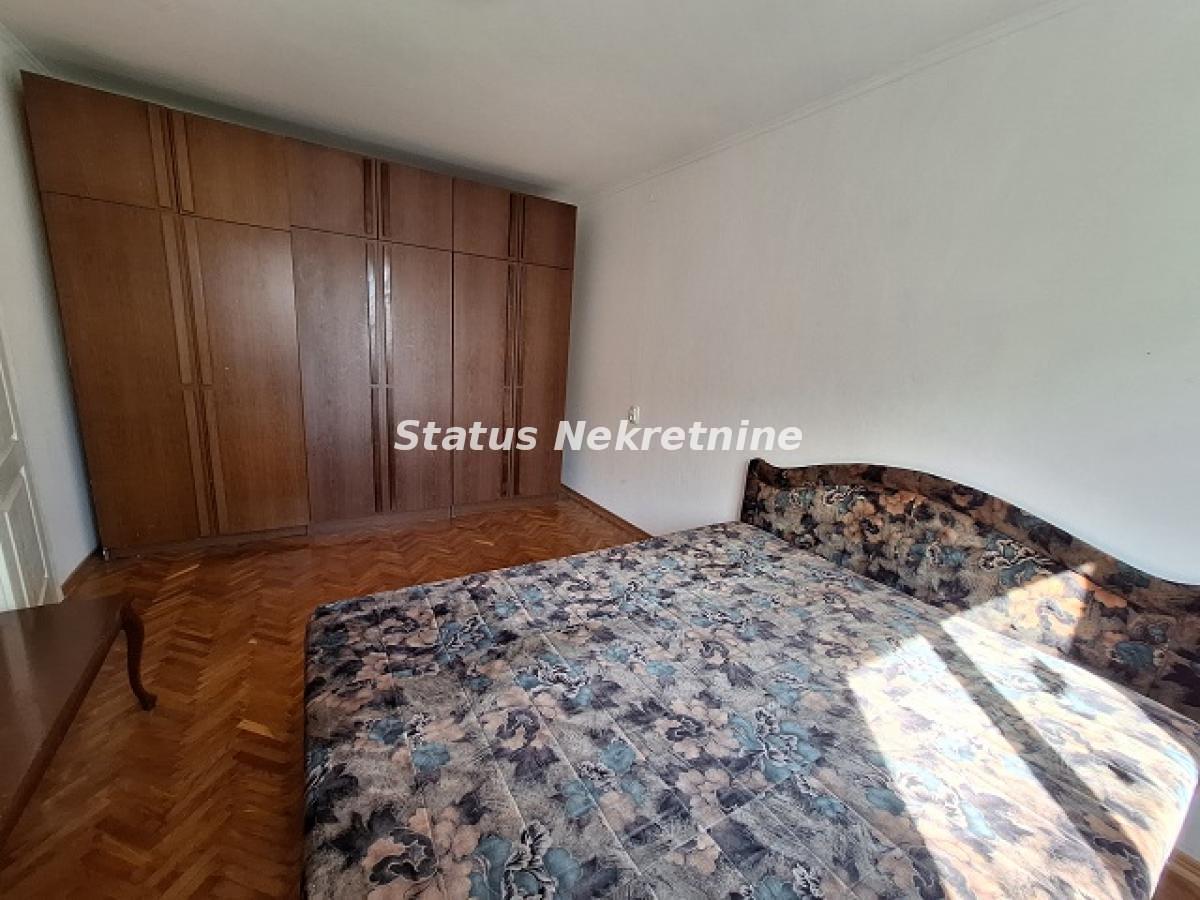 Stan Izdavanje Novi Sad  48 m2