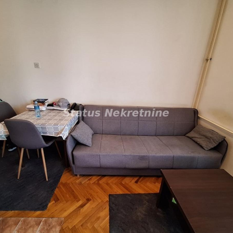 Stan Izdavanje Novi Sad  24 m2