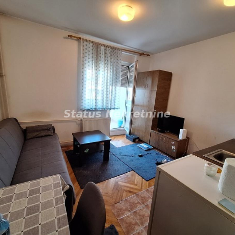Stan Izdavanje Novi Sad  24 m2