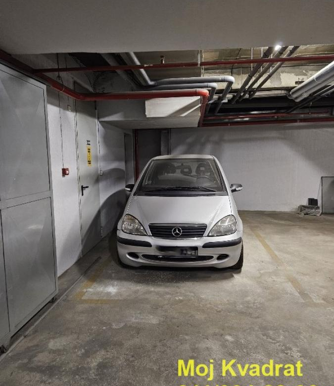 Garaža Prodaja Beograd Kalenić Pijaca 12 m2