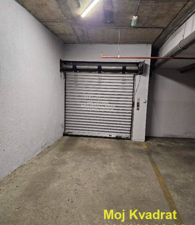 Garaža Prodaja Beograd Kalenić Pijaca 12 m2