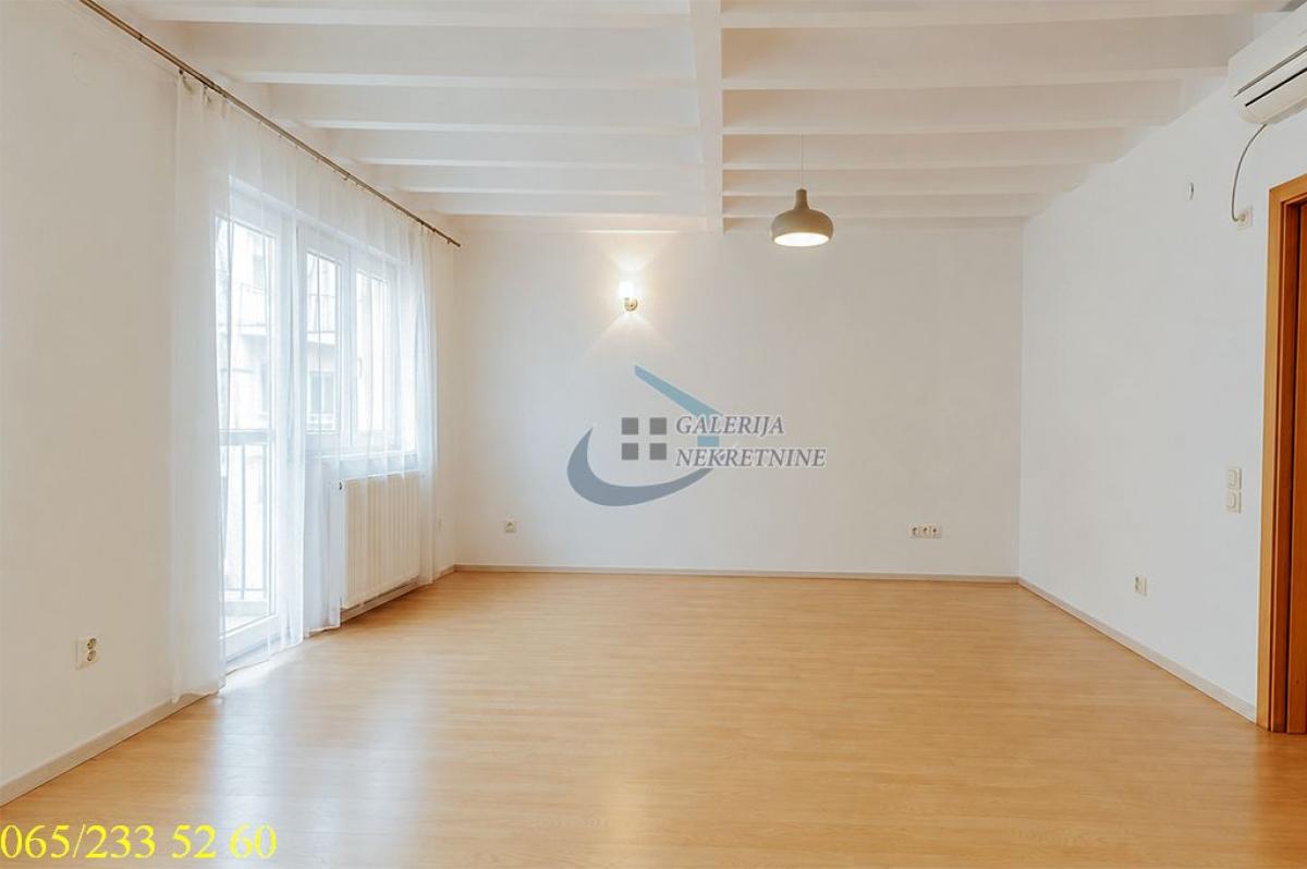 Stan Prodaja Beograd Stan Prodaja Beograd Studentski Trg 68 m2