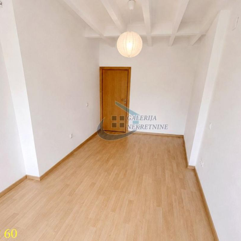 Stan Prodaja Beograd Studentski Trg 68 m2