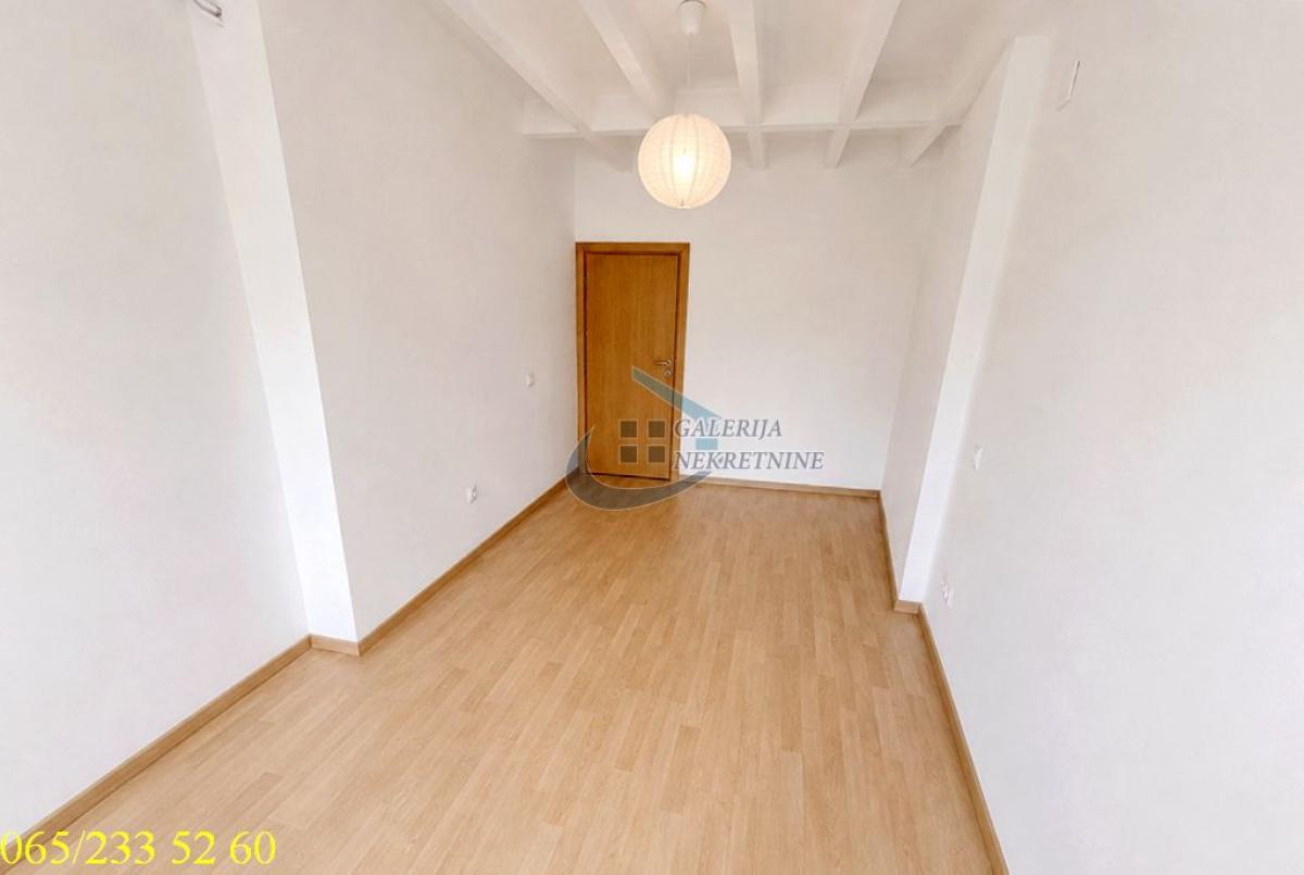 Stan Prodaja Beograd Stan Prodaja Beograd Studentski Trg 68 m2