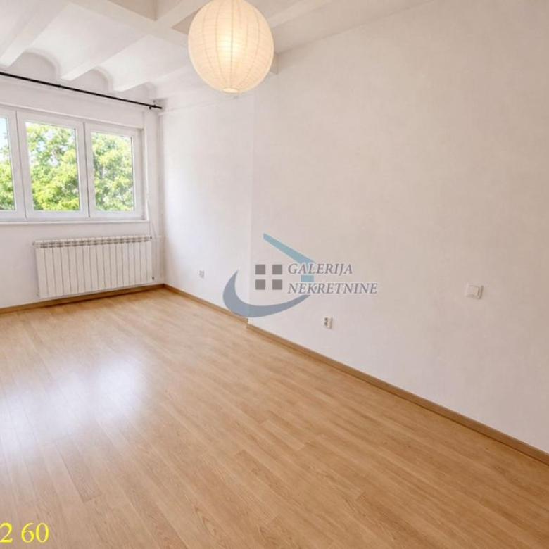 Stan Prodaja Beograd Studentski Trg 68 m2