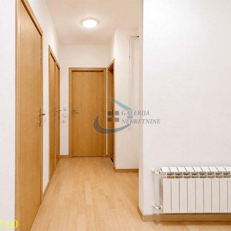 Stan Prodaja Beograd Studentski Trg 68 m2