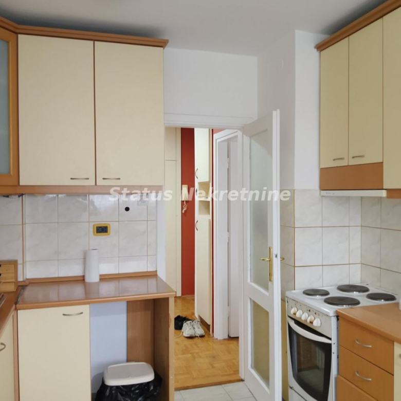 Stan Izdavanje Novi Sad  62 m2