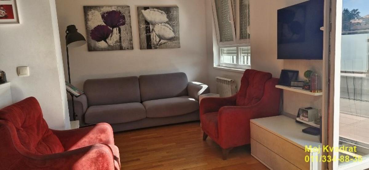 Stan Izdavanje Beograd Kluz 107 m2