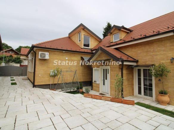 Kuća Prodaja Sremski Karlovci  285 m2