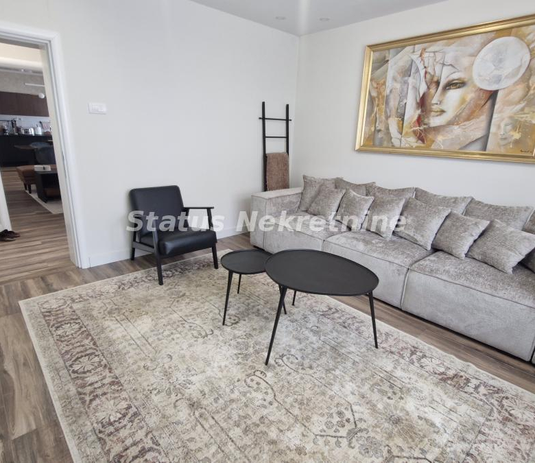 Kuća Prodaja Sremski Karlovci  285 m2
