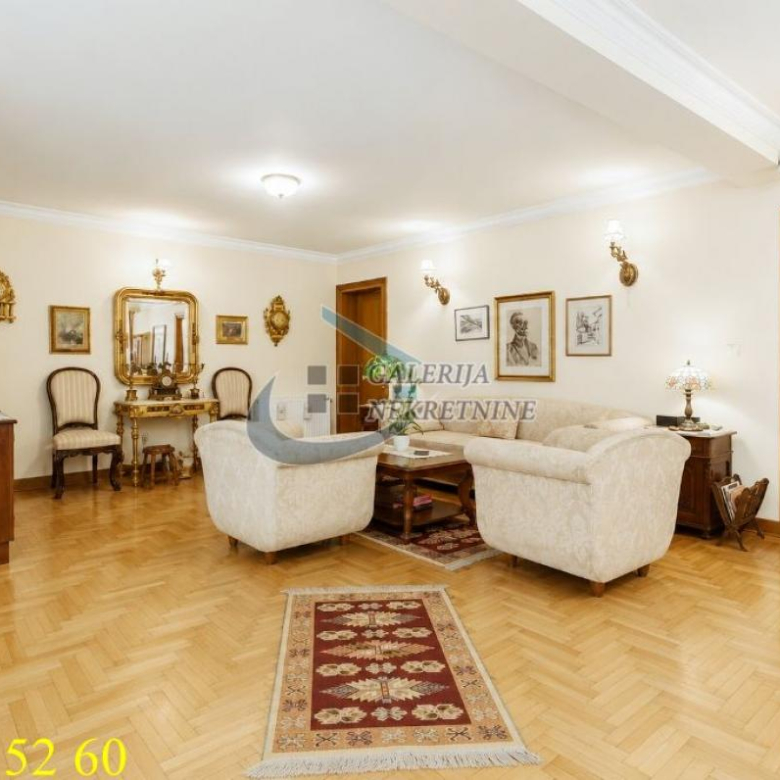 Kuća Prodaja Beograd Dušanovac 300 m2