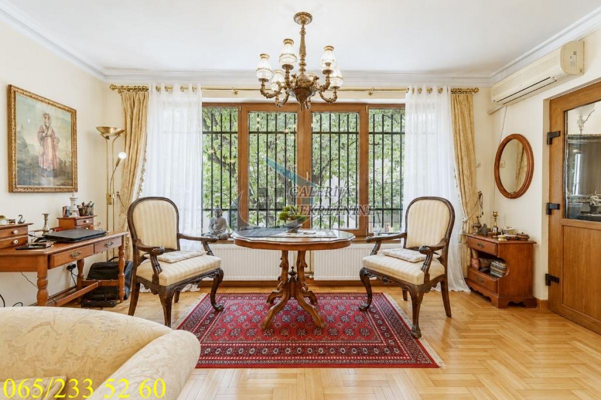 Kuća Prodaja Beograd Dušanovac 300 m2