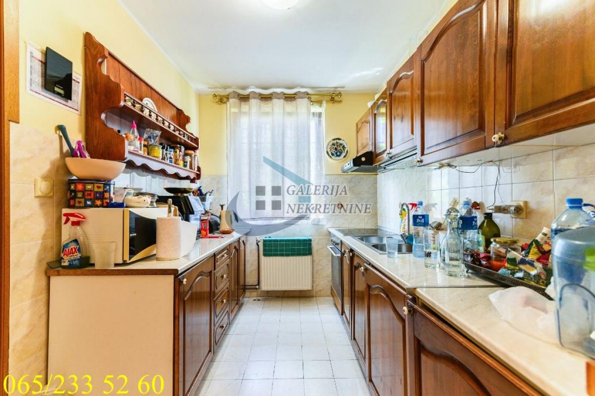 Kuća Prodaja Beograd Dušanovac 300 m2