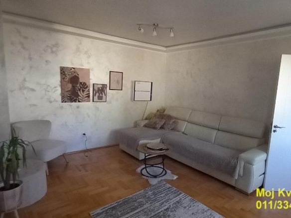 Stan Prodaja Beograd Filmski Grad 50 m2