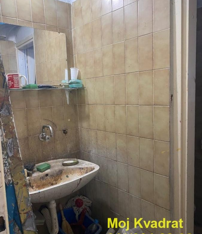 Lokal Prodaja Beograd Tc Piramida 24 m2