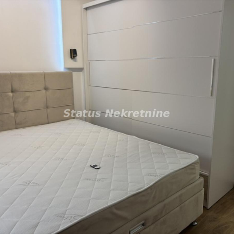 Stan Izdavanje Novi Sad  45 m2