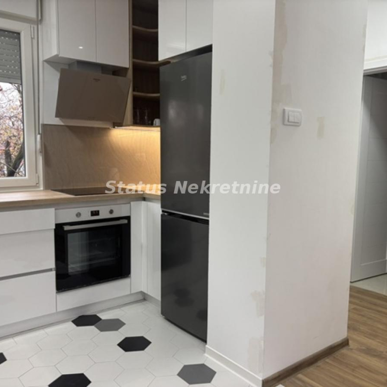 Stan Izdavanje Novi Sad  45 m2