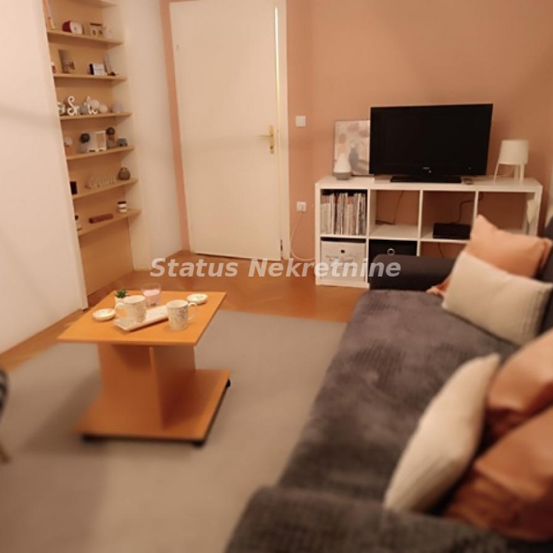 Stan Izdavanje Novi Sad  30 m2
