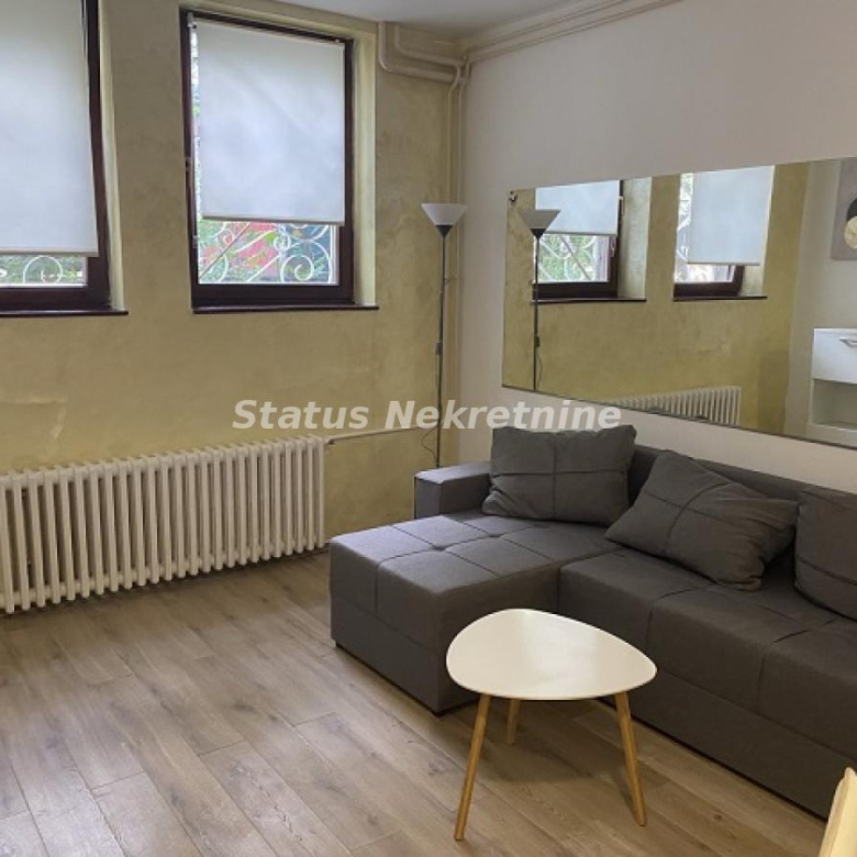 Stan Izdavanje Novi Sad  25 m2