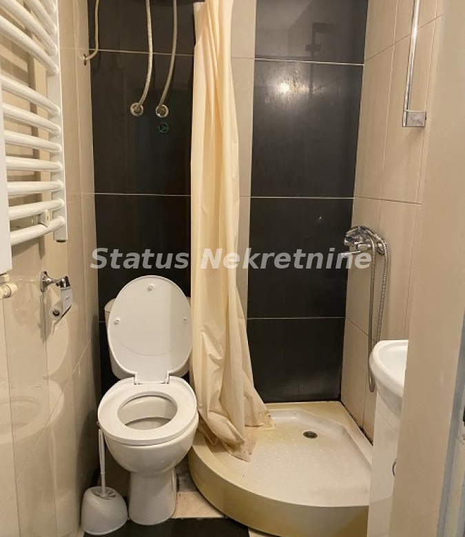 Stan Izdavanje Novi Sad  25 m2