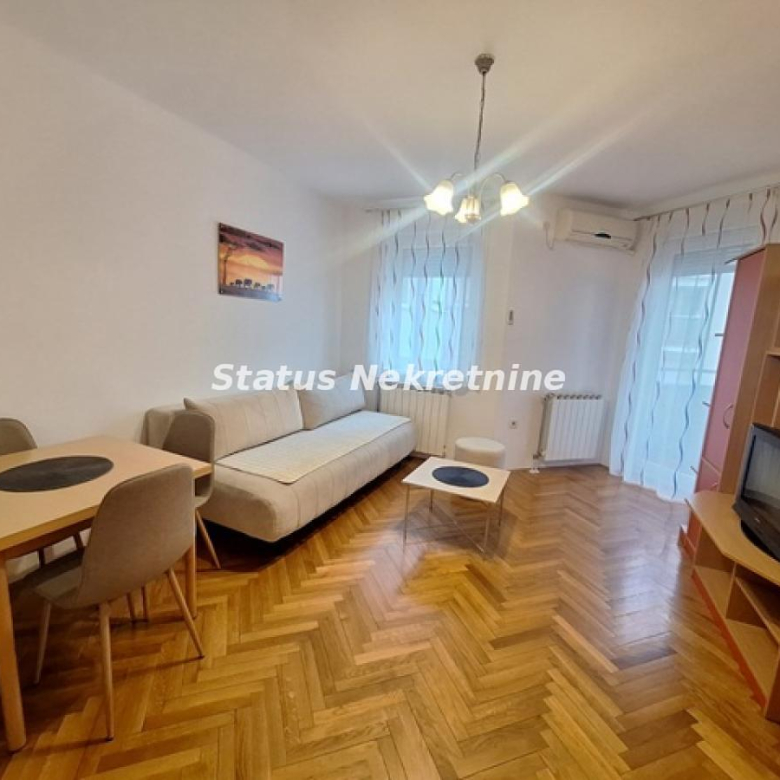 Stan Izdavanje Novi Sad  43 m2