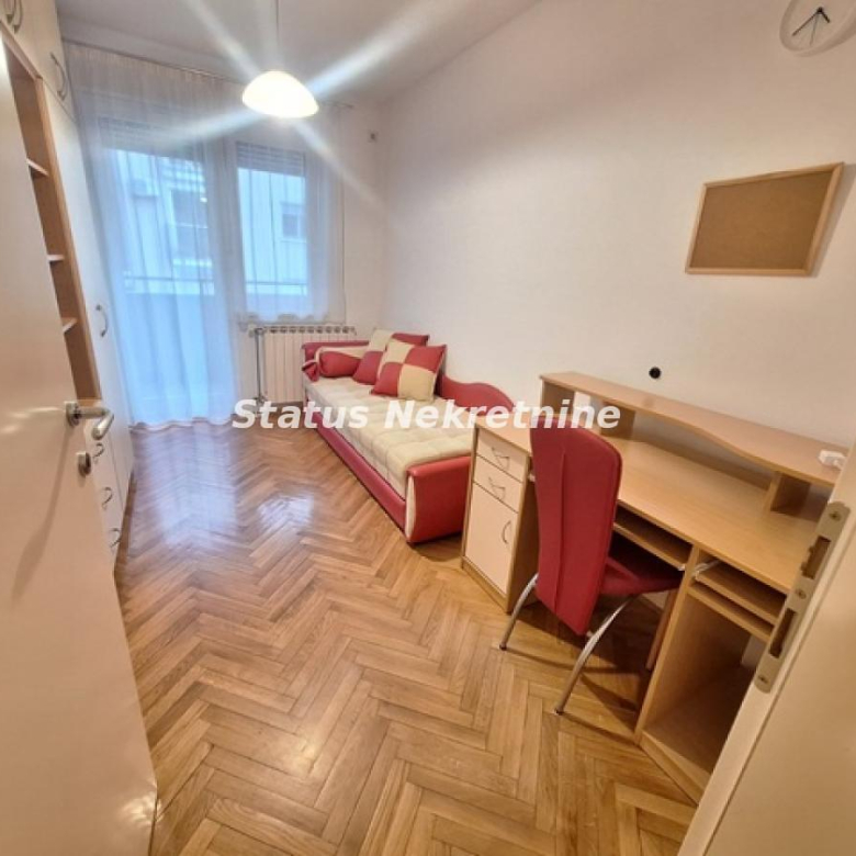 Stan Izdavanje Novi Sad  43 m2
