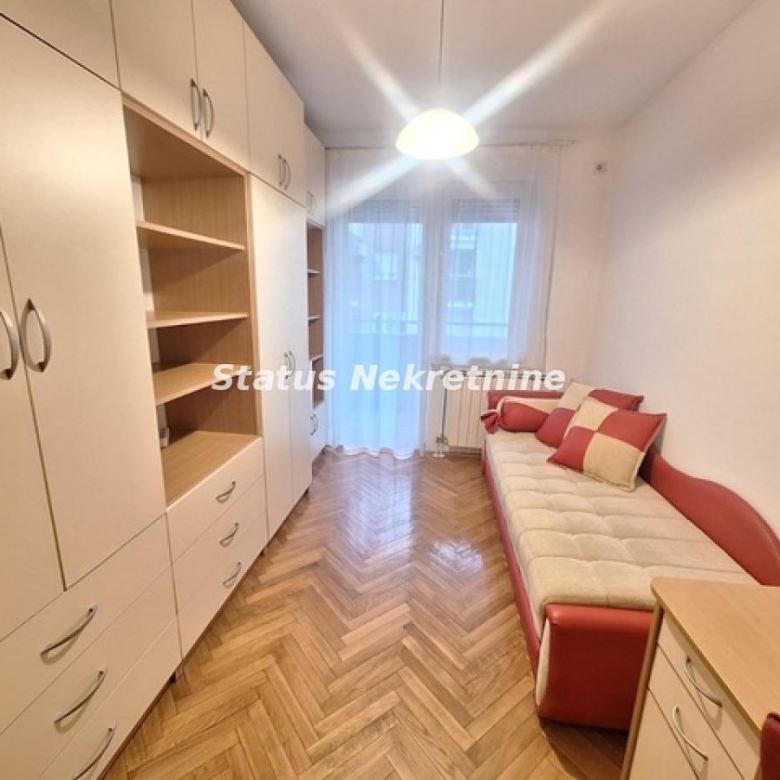 Stan Izdavanje Novi Sad  43 m2